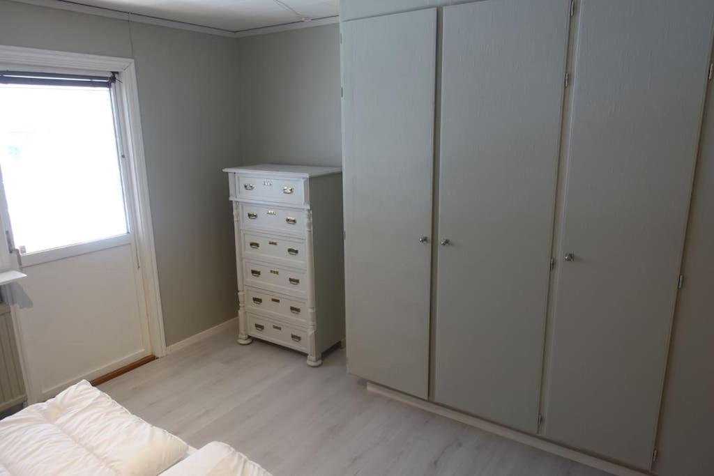 Spacious House With Sauna 2 Bathrooms And Indoor Pingis Table! Hestra Exteriör bild