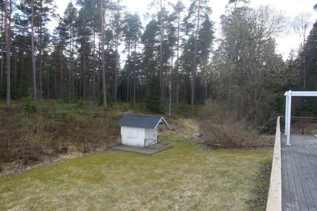 Spacious House With Sauna 2 Bathrooms And Indoor Pingis Table! Hestra Exteriör bild